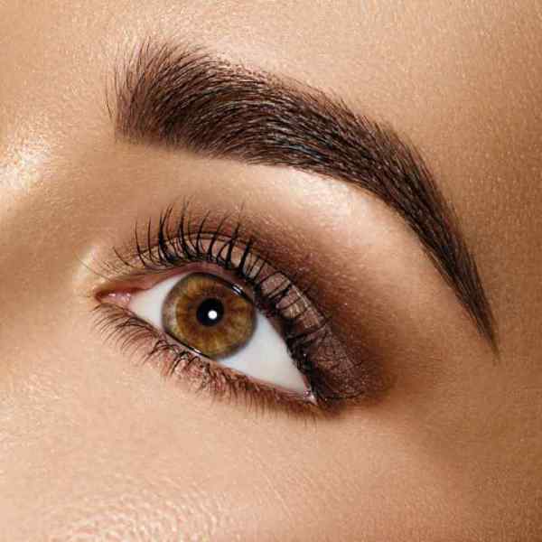 Schönheitsideal Augenbrauen – A neverending story
