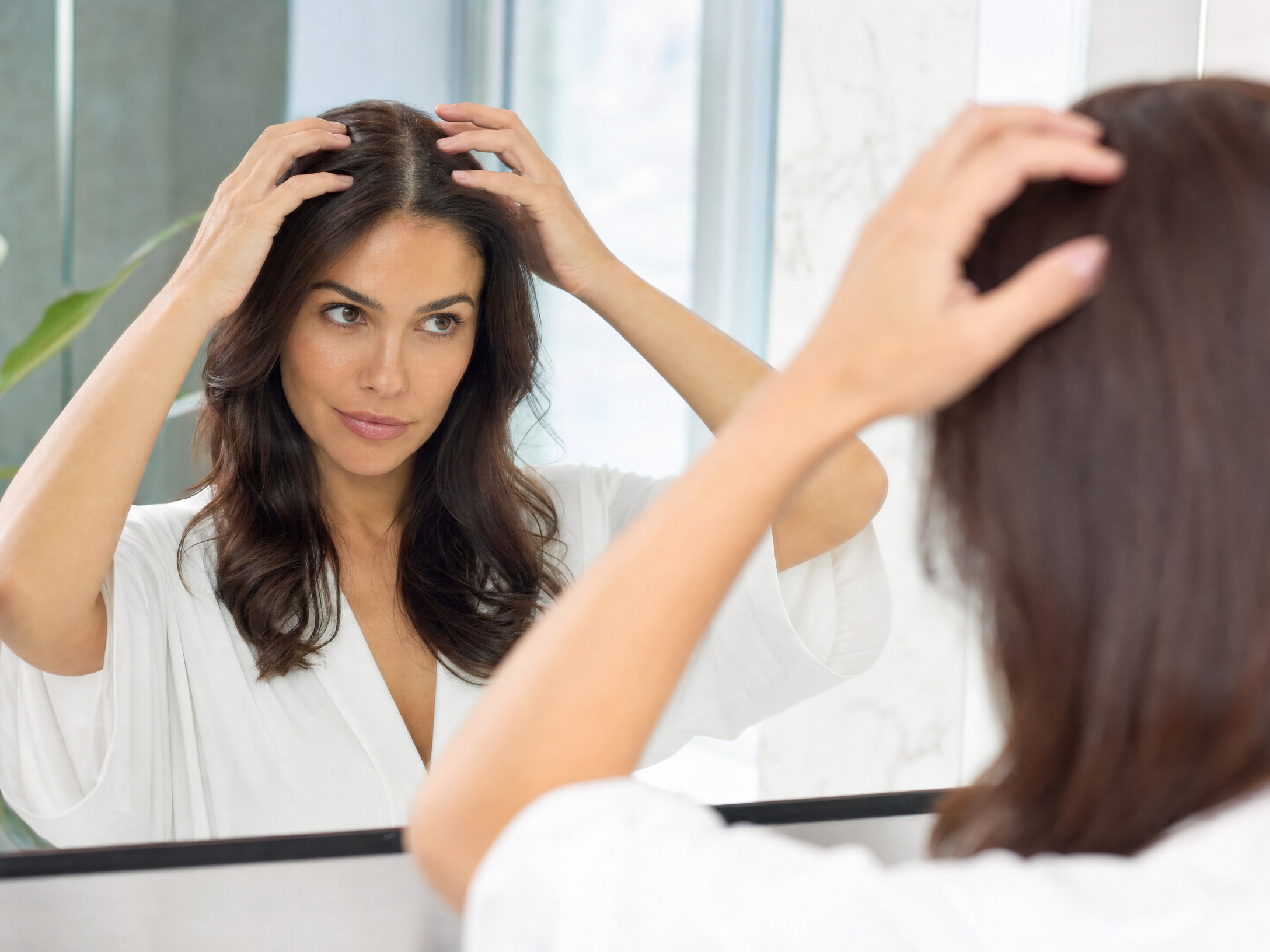 Silent Hair Loss & Bio-Hacking: Wie Sie schleichenden Haarausfall 2026 erkennen und stoppen